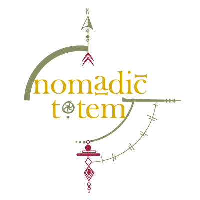 Nomádic.Tótem Logo