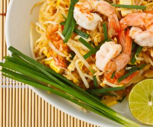 Do you love Thai food? Come to our cooking class and earn how to prepare Pad Thai, the most famous dish in Thailand
